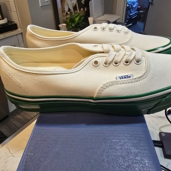 Vans Premium Duck Canvas Authentic 44 Unisex Shoes VN000EBNWGR MENS 10 NEW - Picture 1 of 14